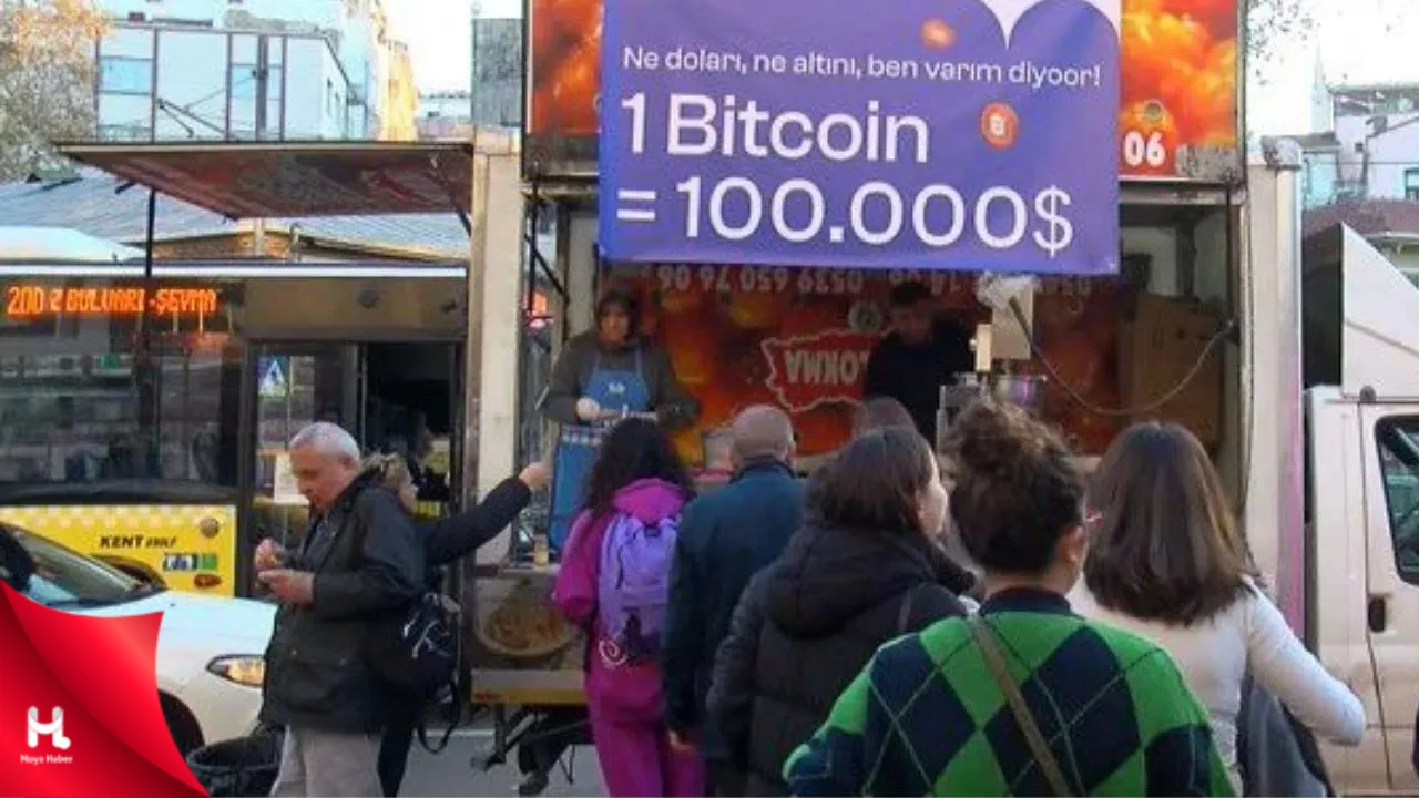 Kadıköy'de Bitcoin için lokma döktürüldü, kuyruk oluştu