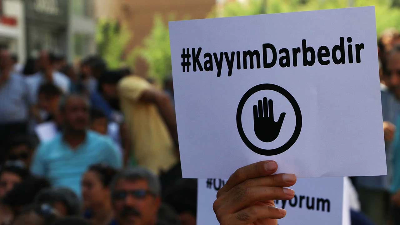 "DEM Partisi: 'Kayyım Kararı Derebeylik Sistemi Kuruyor'"