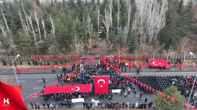 Kayseri'deki terör saldırısında şehit olan 15 asker anıldı