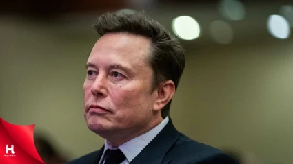 Elon Musk Liverpool'u Satın Alacak İddiası: Baba Musk'tan Açıklama...