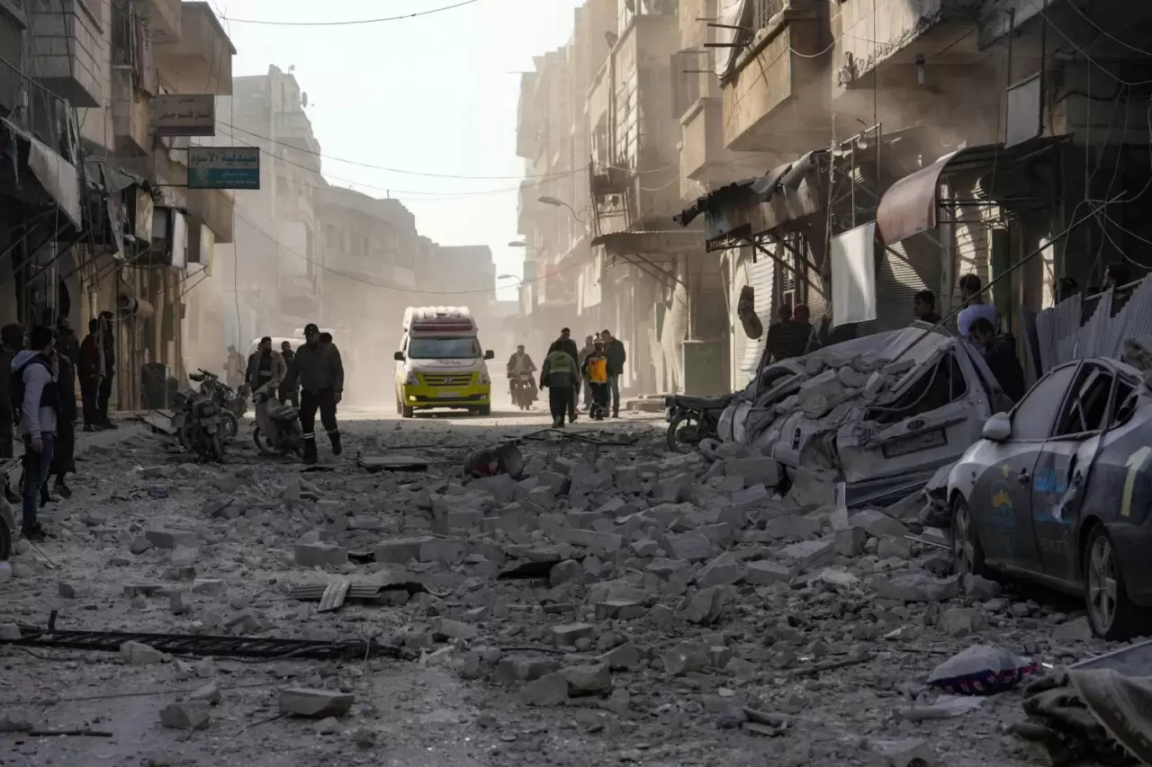 At Least 25 Killed as Russian, Syrian Jets Intensify Bombing of Syrian  Opposition Territory