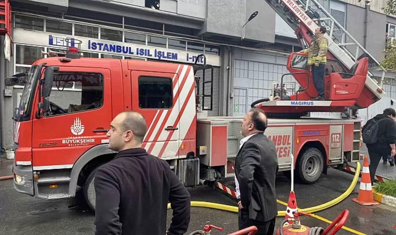 İstanbul Bahçelievler'de korkutan iş yeri yangını - Asayiş - Haber S  Balıkesir Son Dakika